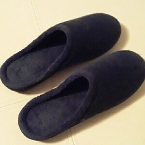 NEW ISOTONER Secret Sole, Terry Slippers, Black 5 1/2 - 6 XS